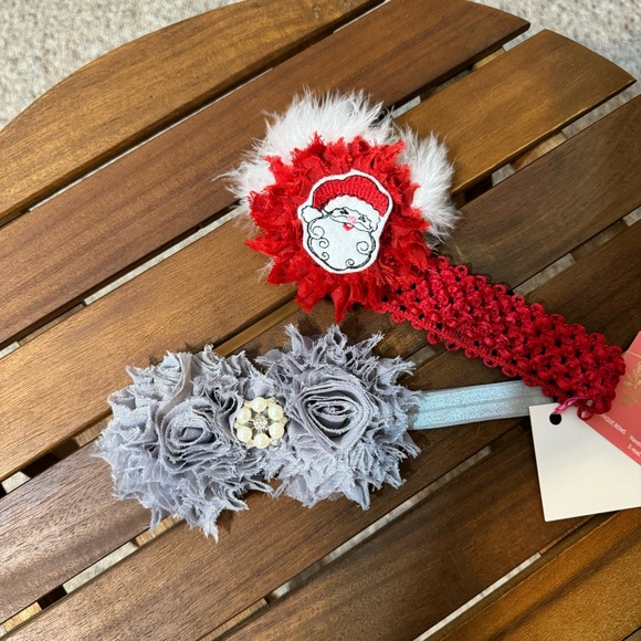 NWOT Handmade Christmas Headbands/ 4pcs / Baby
Girls/ Size: 3-6 months - Picture 6 of 8